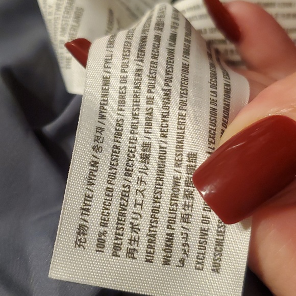 Trendy HOLLISTER CROP CORDUROY PUFFER JACKET WOMEN'S (L) - Like New! - Picture 16 of 16